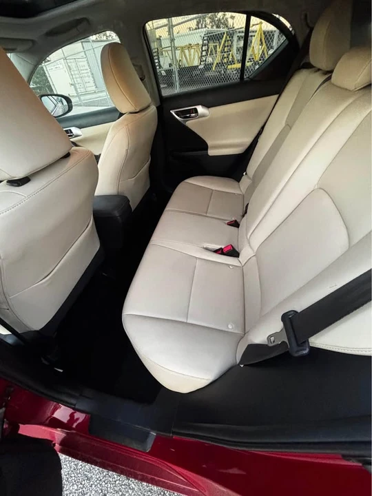 2012 Lexus CT - Image 11 of 11