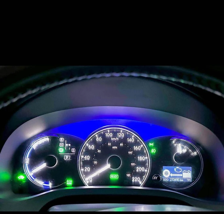2012 Lexus CT - Image 8 of 9