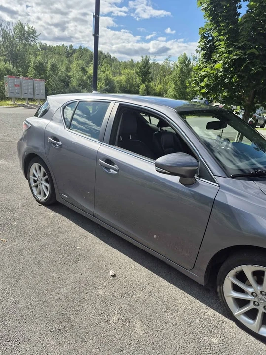 2012 Lexus CT - Image 11 of 12