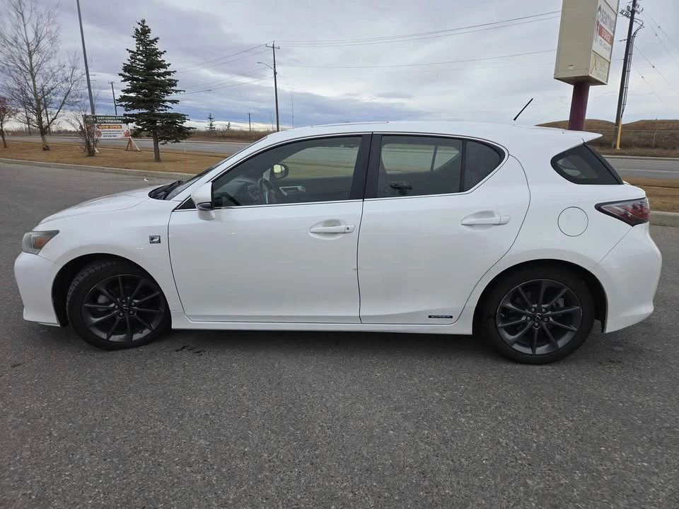 2012 Lexus CT - Image 7 of 11