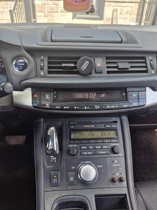 2012 Lexus CT - Image 6 of 12