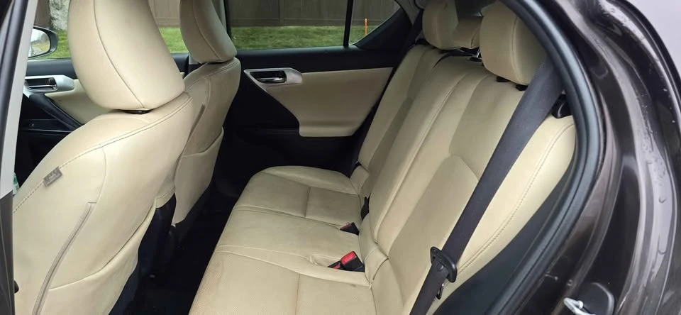 2012 Lexus CT - Image 6 of 13