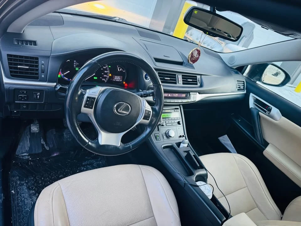2012 Lexus CT - Image 20 of 20