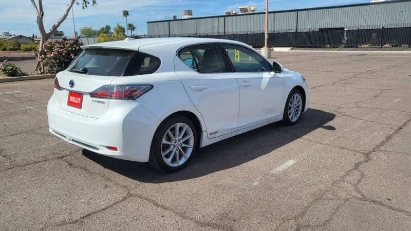 2012 Lexus CT - Image 6 of 12