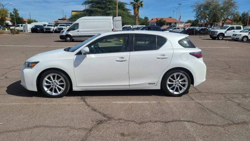 2012 Lexus CT - Image 3 of 12