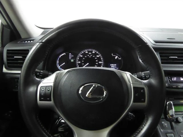 2012 Lexus CT - Image 10 of 20