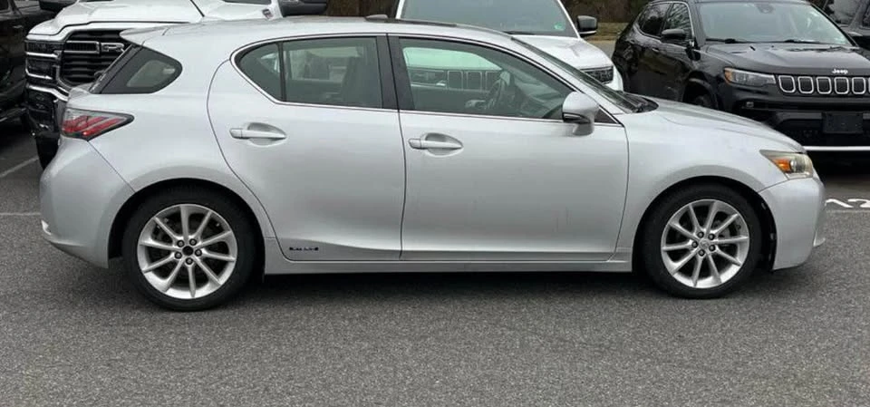 2012 Lexus CT - Image 3 of 8