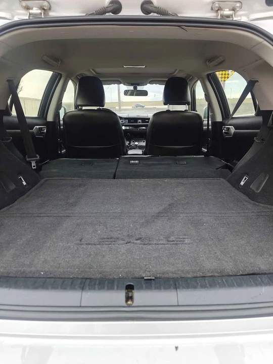 2012 Lexus CT - Image 16 of 20