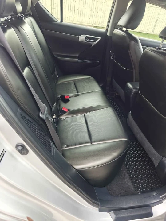 2012 Lexus CT - Image 17 of 20