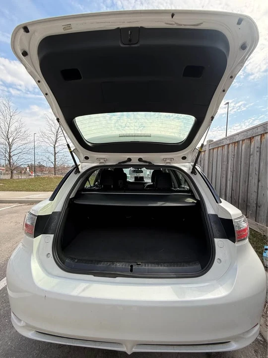 2012 Lexus CT - Image 10 of 11