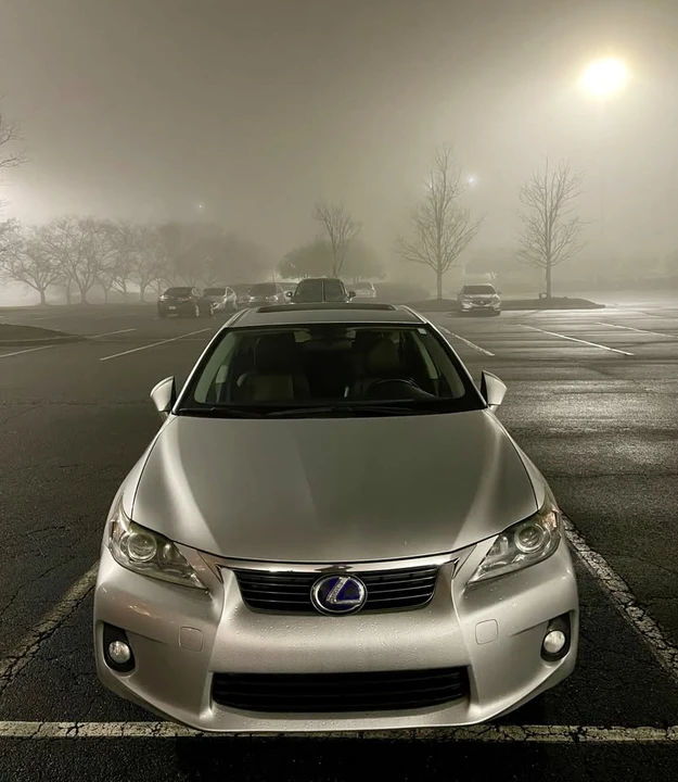 2012 Lexus CT - Image 3 of 4