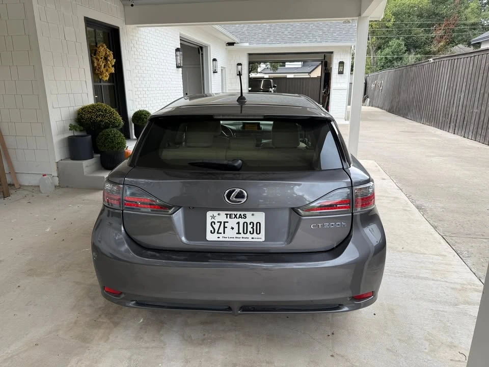 2012 Lexus CT - Image 6 of 10
