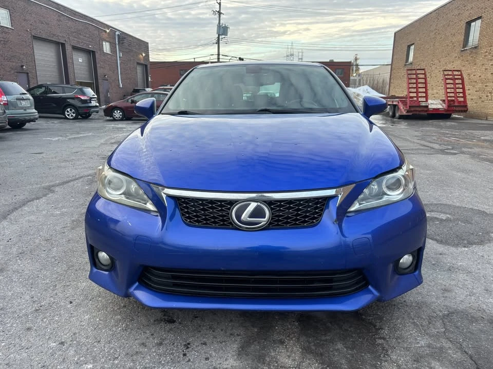 2012 Lexus CT - Image 2 of 13