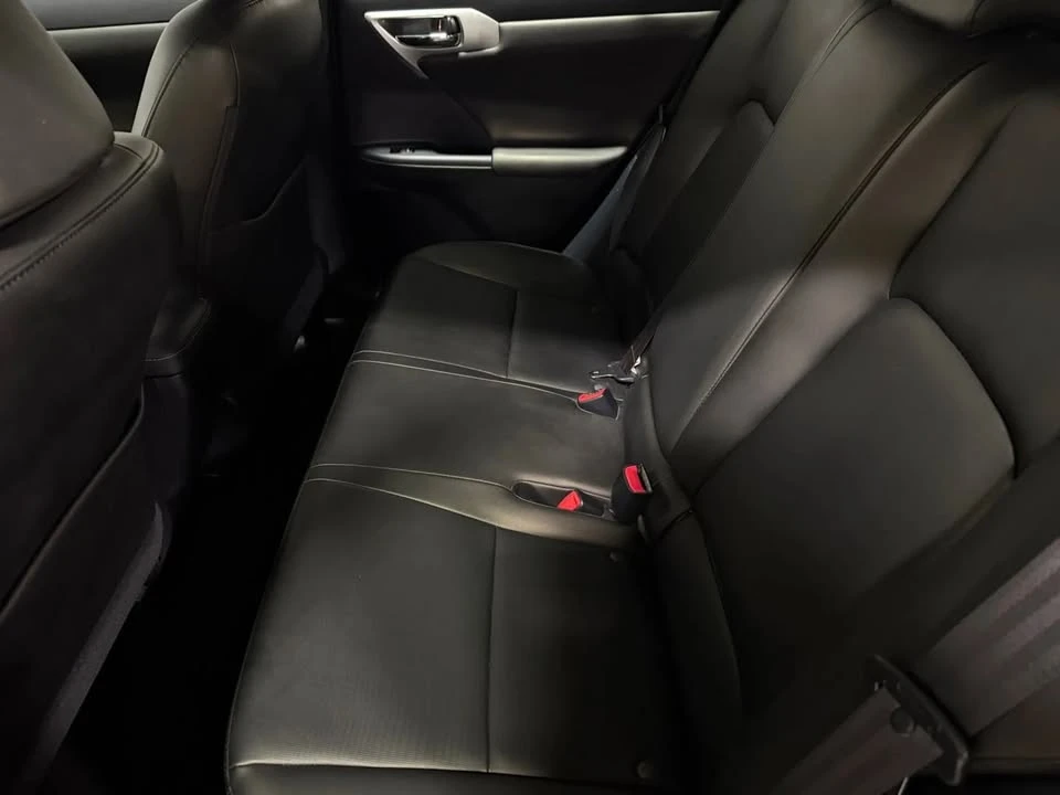 2012 Lexus CT - Image 12 of 16