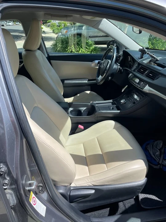 2012 Lexus CT - Image 3 of 8