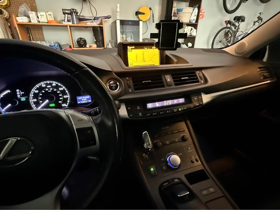 2012 Lexus CT - Image 5 of 9