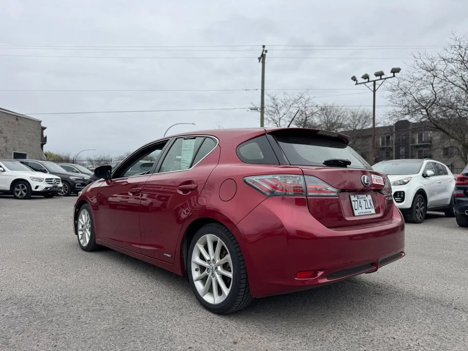 2012 Lexus CT - Image 12 of 15