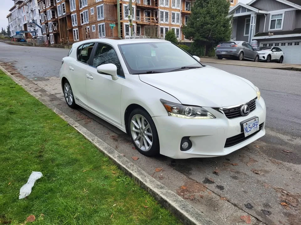 2012 Lexus CT - Image 6 of 15