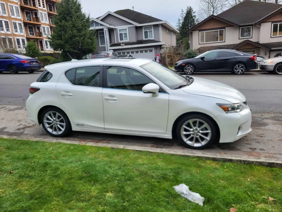 2012 Lexus CT - Image 5 of 15