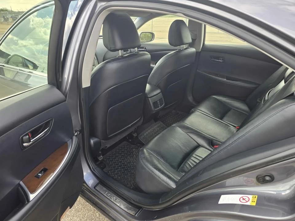 2012 Lexus ES 5th Gen - Image 13 of 16