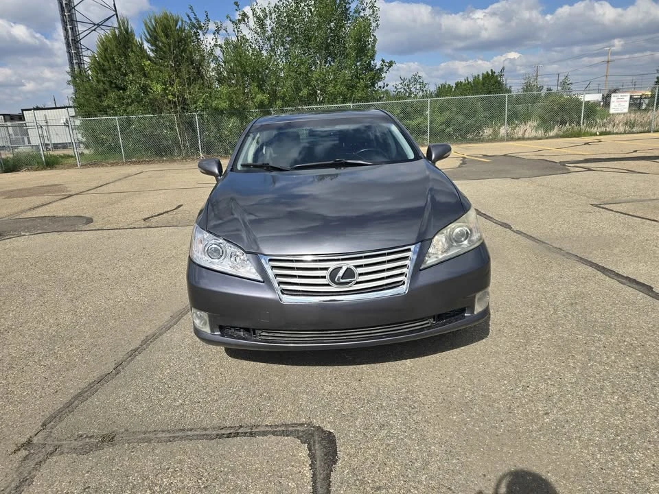 2012 Lexus ES 5th Gen - Image 2 of 16