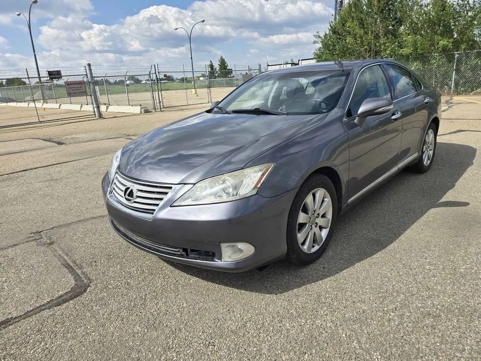 2012 Lexus ES 5th Gen - Image 3 of 16