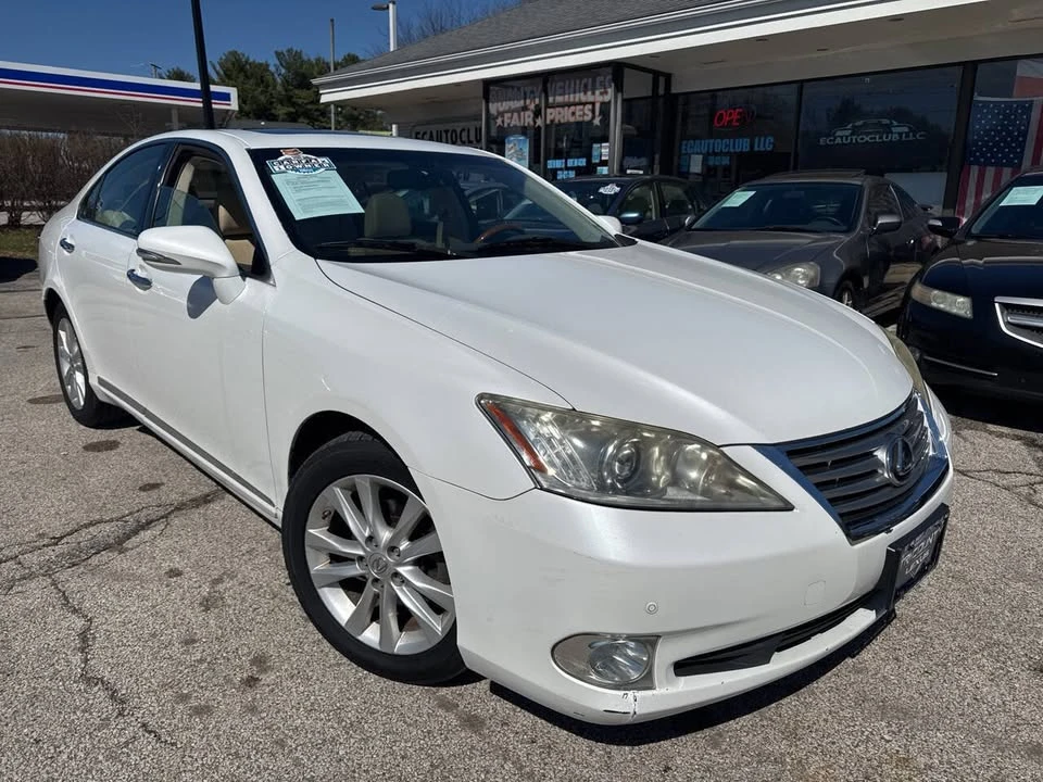 2012 Lexus ES 5th Gen - Image 3 of 19