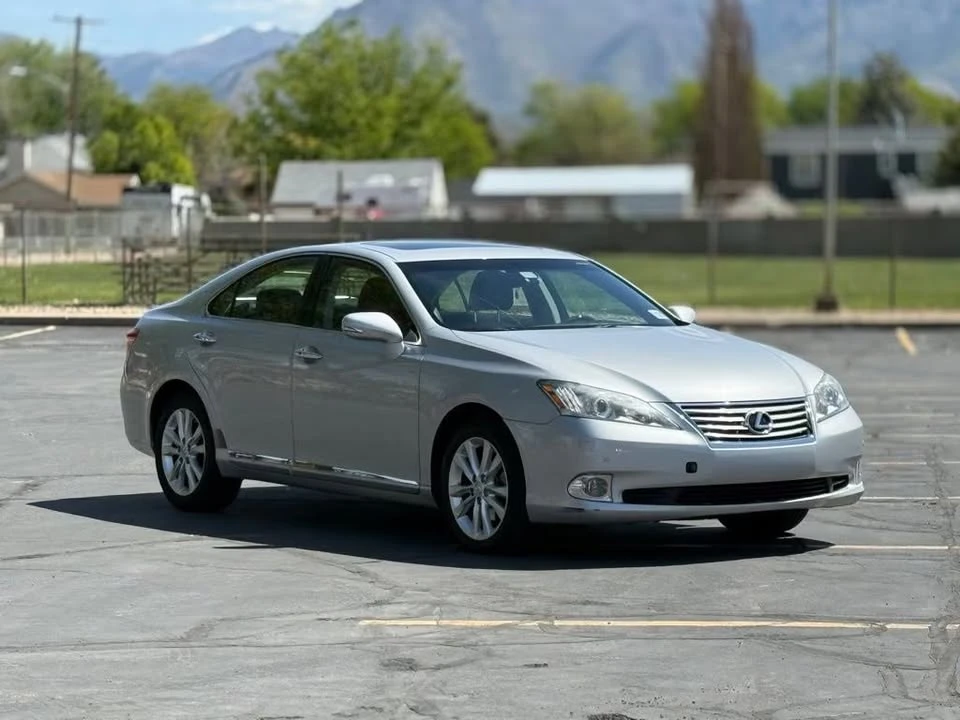 2012 Lexus ES 5th Gen - Image 3 of 13