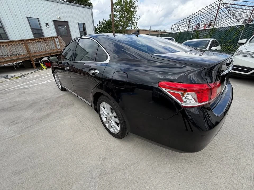 2012 Lexus ES 5th Gen - Image 6 of 20