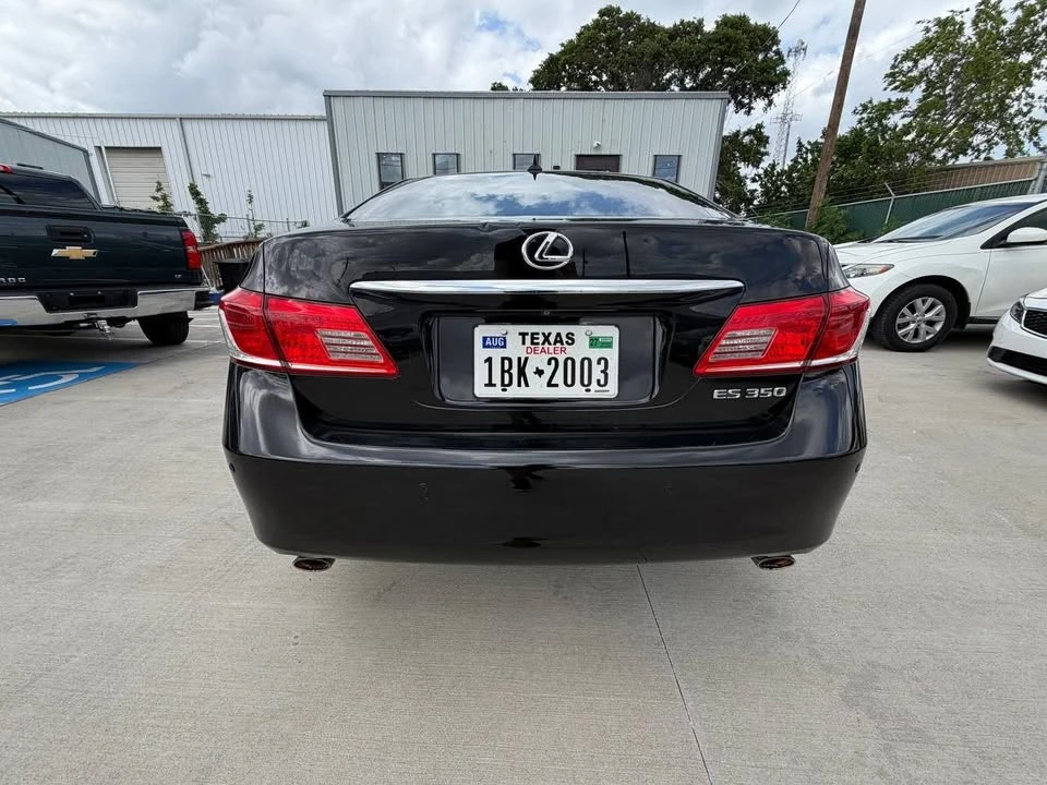 2012 Lexus ES 5th Gen - Image 7 of 20