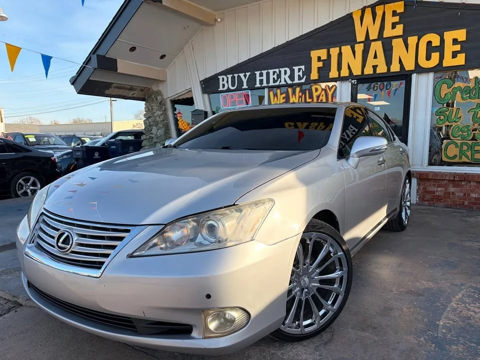 2012 Lexus ES 5th Gen - Image 3 of 21