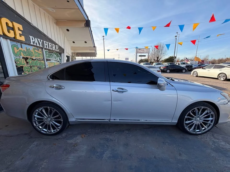 2012 Lexus ES 5th Gen - Image 4 of 21