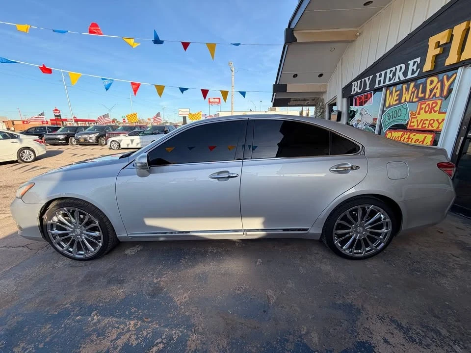 2012 Lexus ES 5th Gen - Image 5 of 21