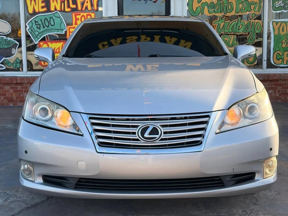 2012 Lexus ES 5th Gen - Image 2 of 21