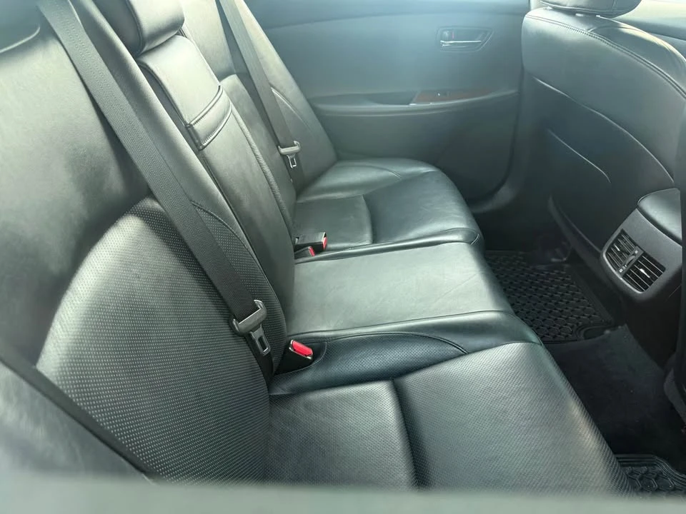 2012 Lexus ES 5th Gen - Image 7 of 8