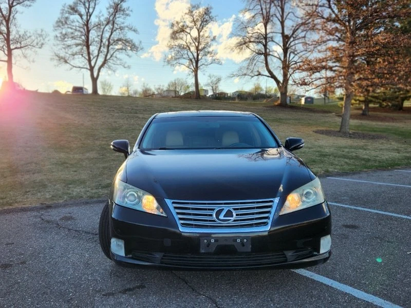 2012 Lexus ES 5th Gen - Image 5 of 19