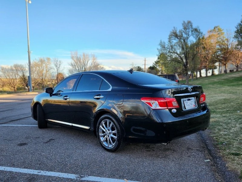 2012 Lexus ES 5th Gen - Image 3 of 19