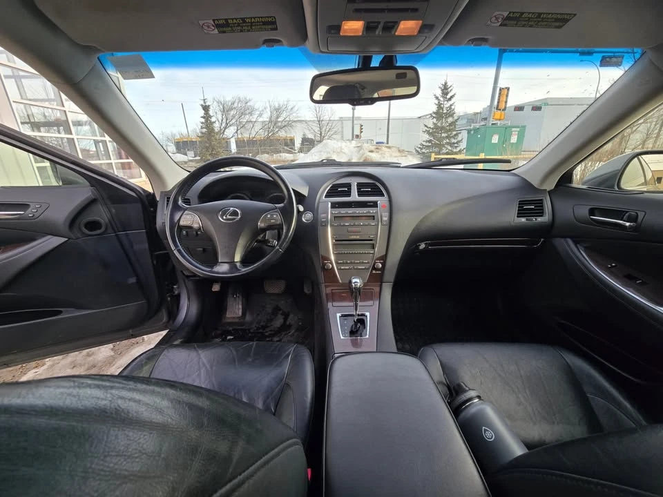 2012 Lexus ES 5th Gen - Image 8 of 15
