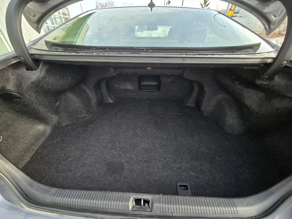 2012 Lexus ES 5th Gen - Image 11 of 15