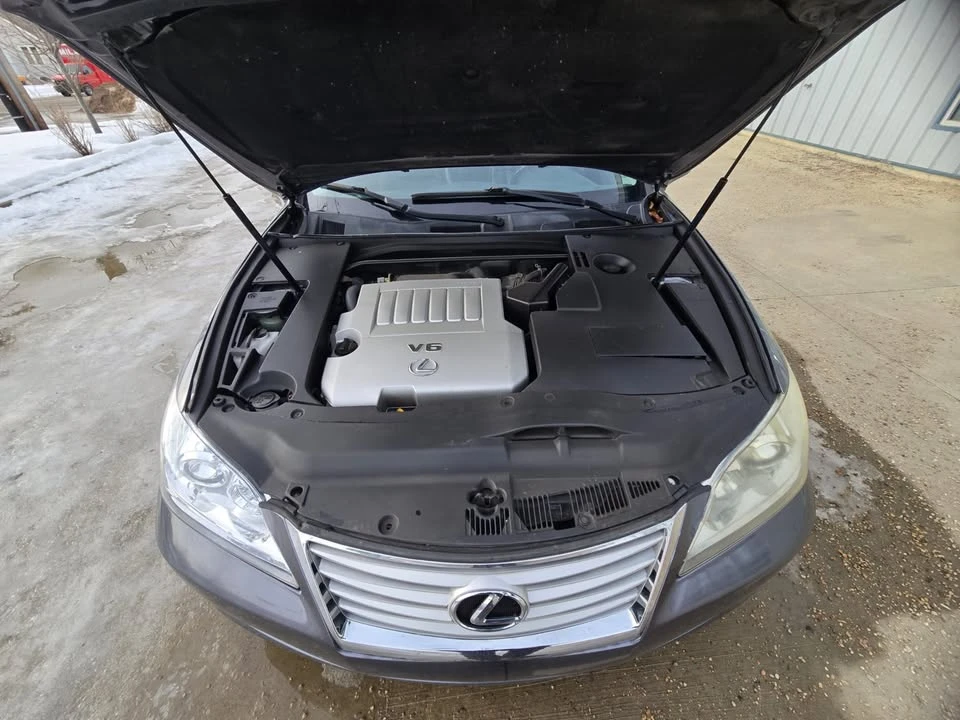 2012 Lexus ES 5th Gen - Image 15 of 15