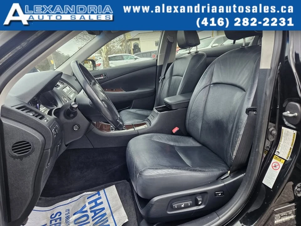 2012 Lexus ES 5th Gen - Image 10 of 20