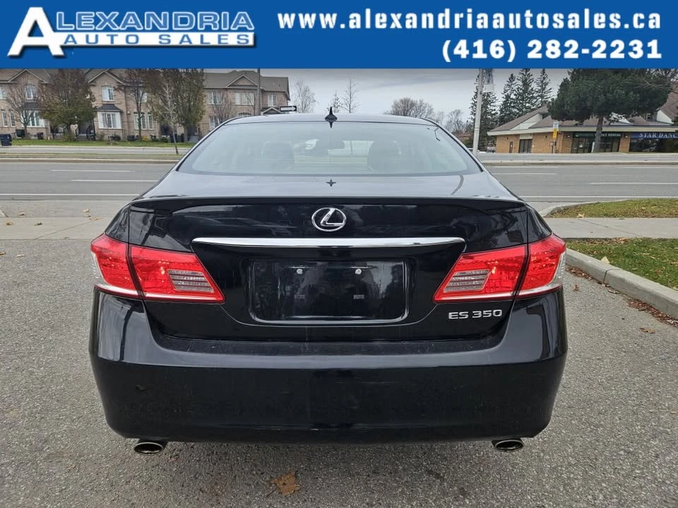 2012 Lexus ES 5th Gen - Image 4 of 20