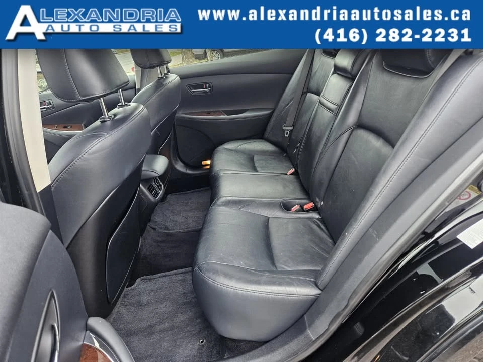 2012 Lexus ES 5th Gen - Image 11 of 20