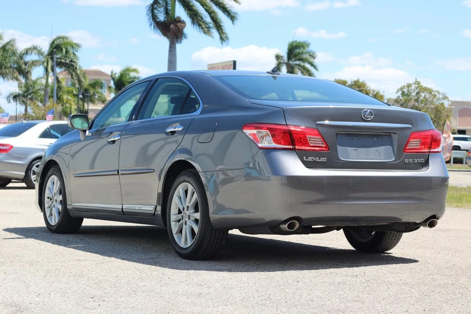 2012 Lexus ES 5th Gen - Image 6 of 13
