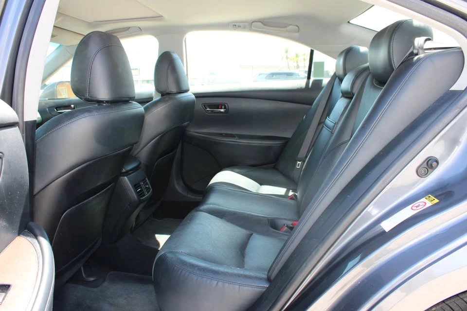 2012 Lexus ES 5th Gen - Image 7 of 13
