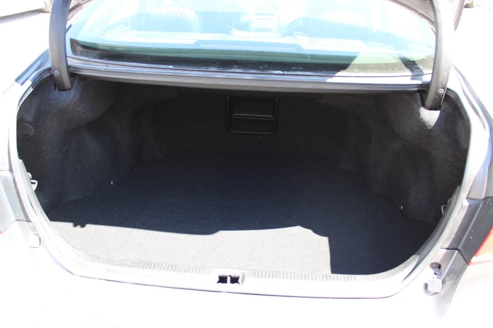 2012 Lexus ES 5th Gen - Image 13 of 13