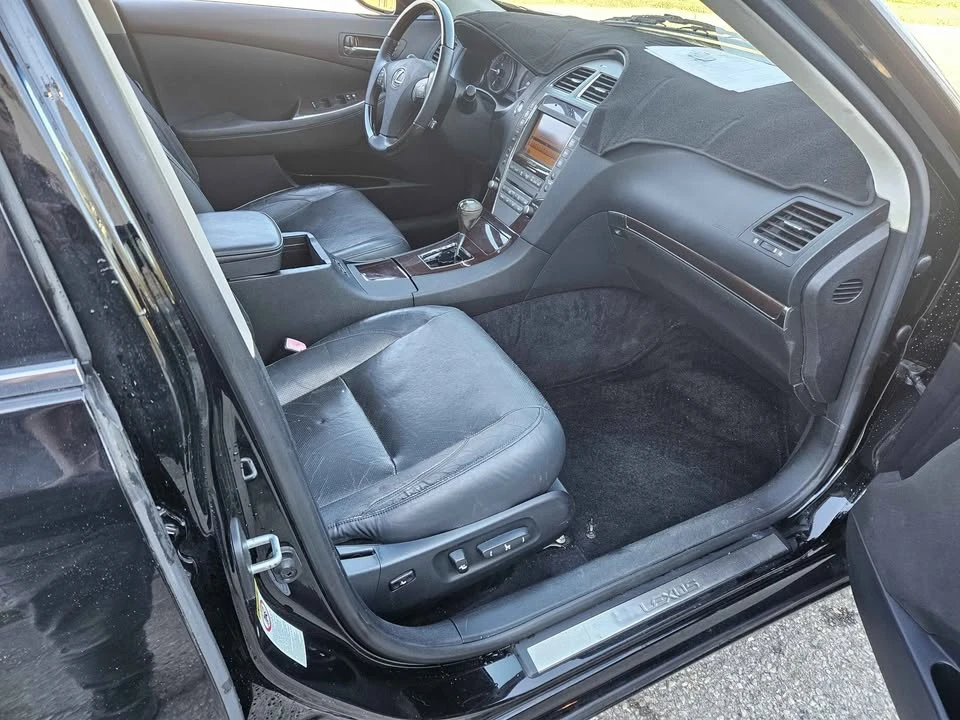 2012 Lexus ES 5th Gen - Image 6 of 20