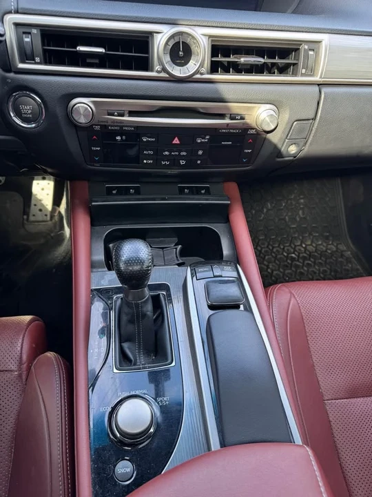 2012 Lexus GS 4th Gen - Image 8 of 10