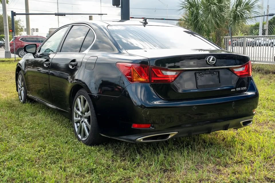 2012 Lexus GS 4th Gen - Image 4 of 20