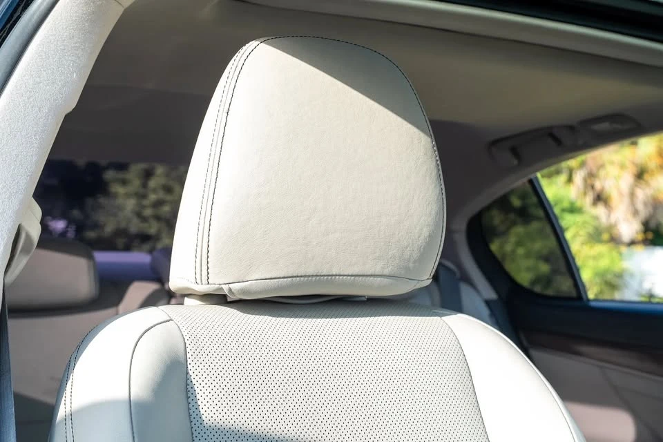 2012 Lexus GS 4th Gen - Image 19 of 20